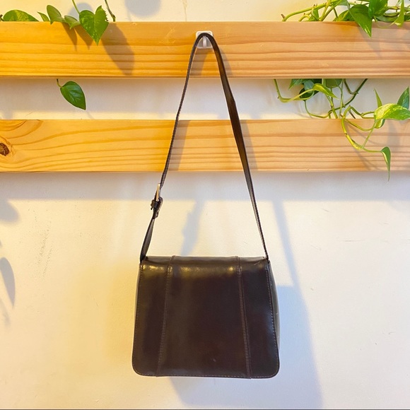 SOLD VINTAGE SHOULDER BAG - Picture 2 of 16